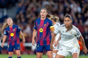 6万人观战！巴萨女足6-0皇马 总比分12-2进欧冠4强 9天内3杀死敌