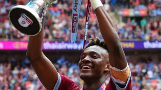 又见故人来！维拉为冲英超冠军 弃马伦招揽当年射手王